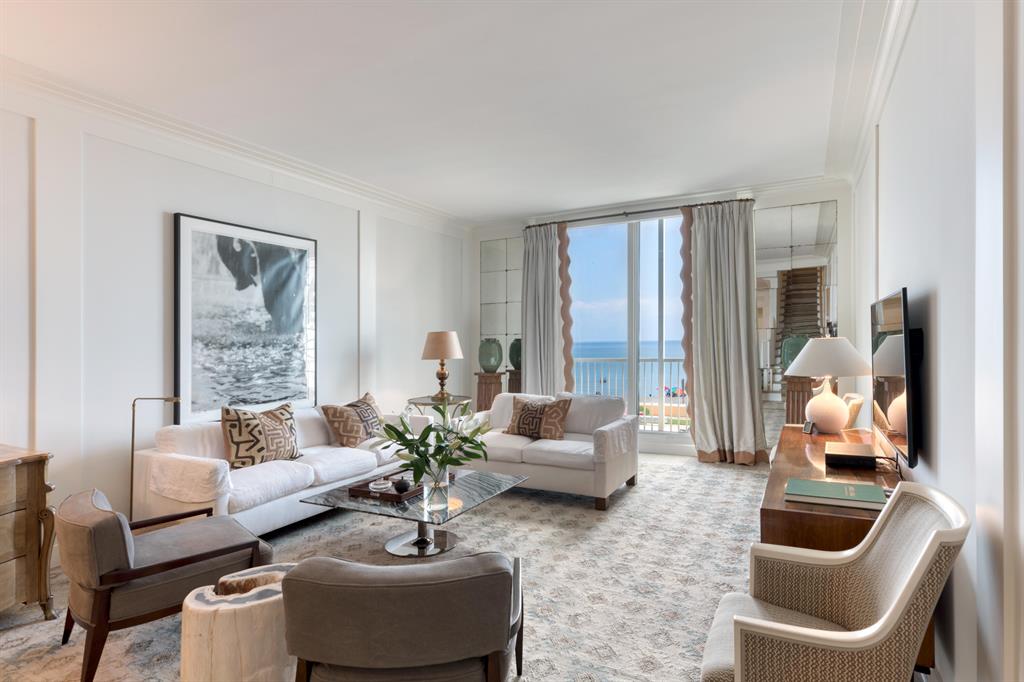 FOUR HUNDRED SO OCEAN BLVD CONDO - Residential