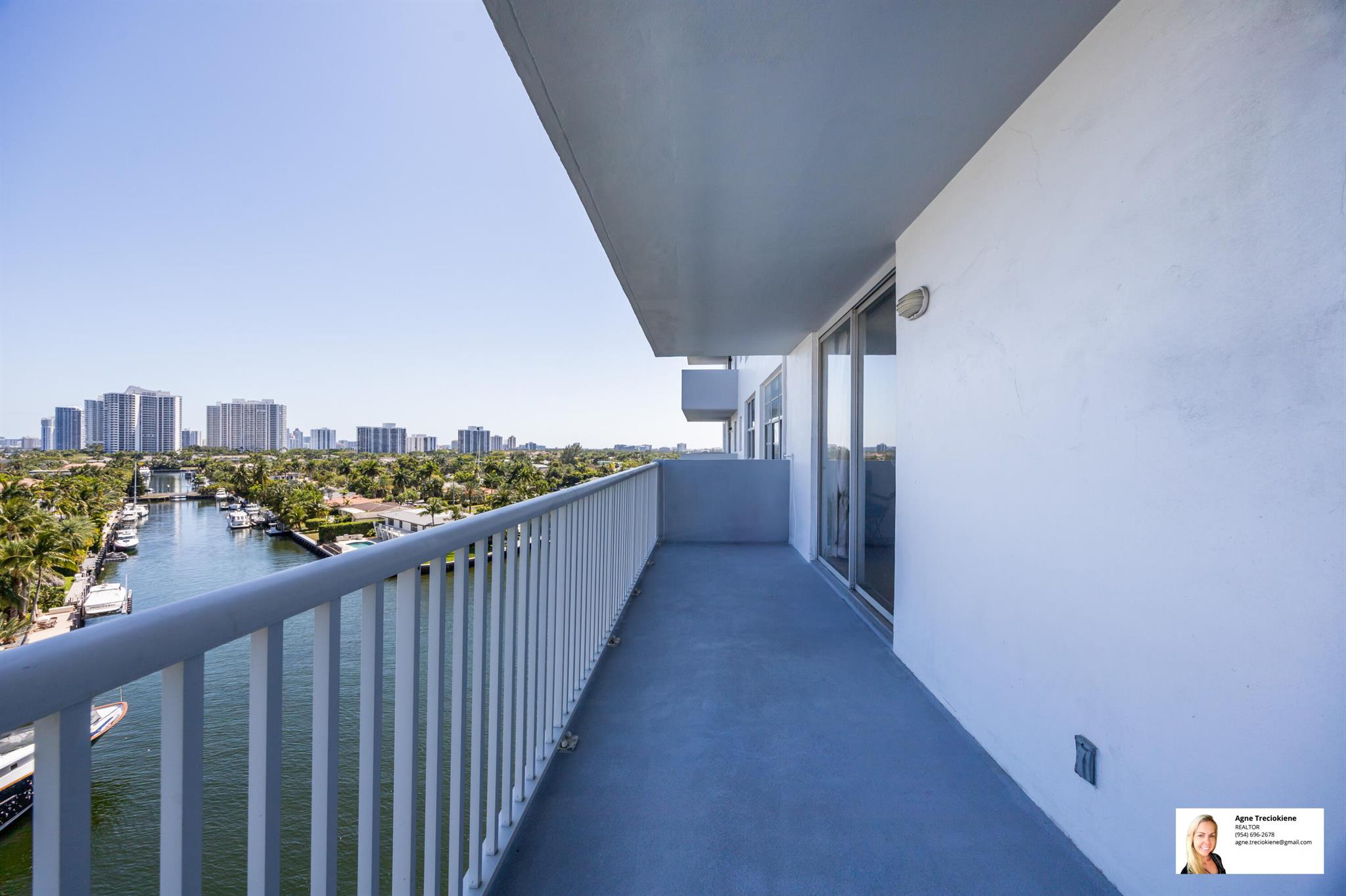 137 Golden Isles Drive 807