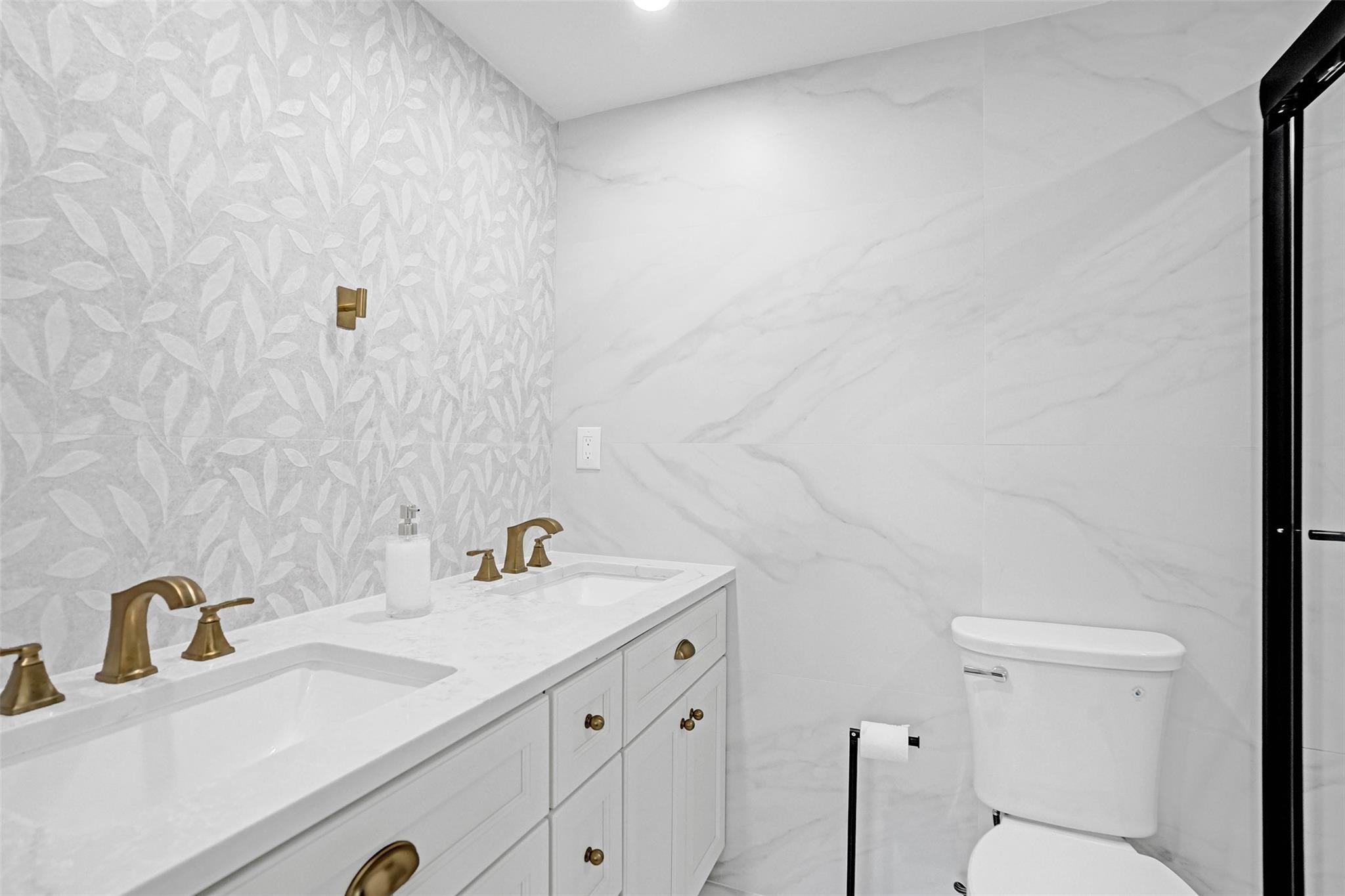 Galt Towers - Residential Lease