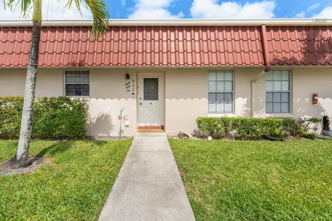 Tiny photo for 852 Salem Lane, Lake Worth, FL 33467 (MLS # B26017129)