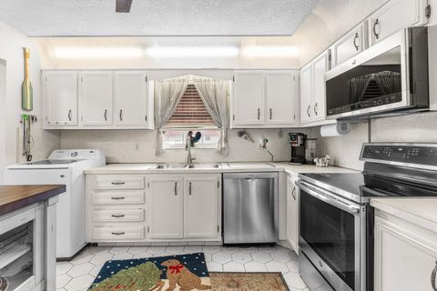 Tiny photo for 852 Salem Lane, Lake Worth, FL 33467 (MLS # B26017129)