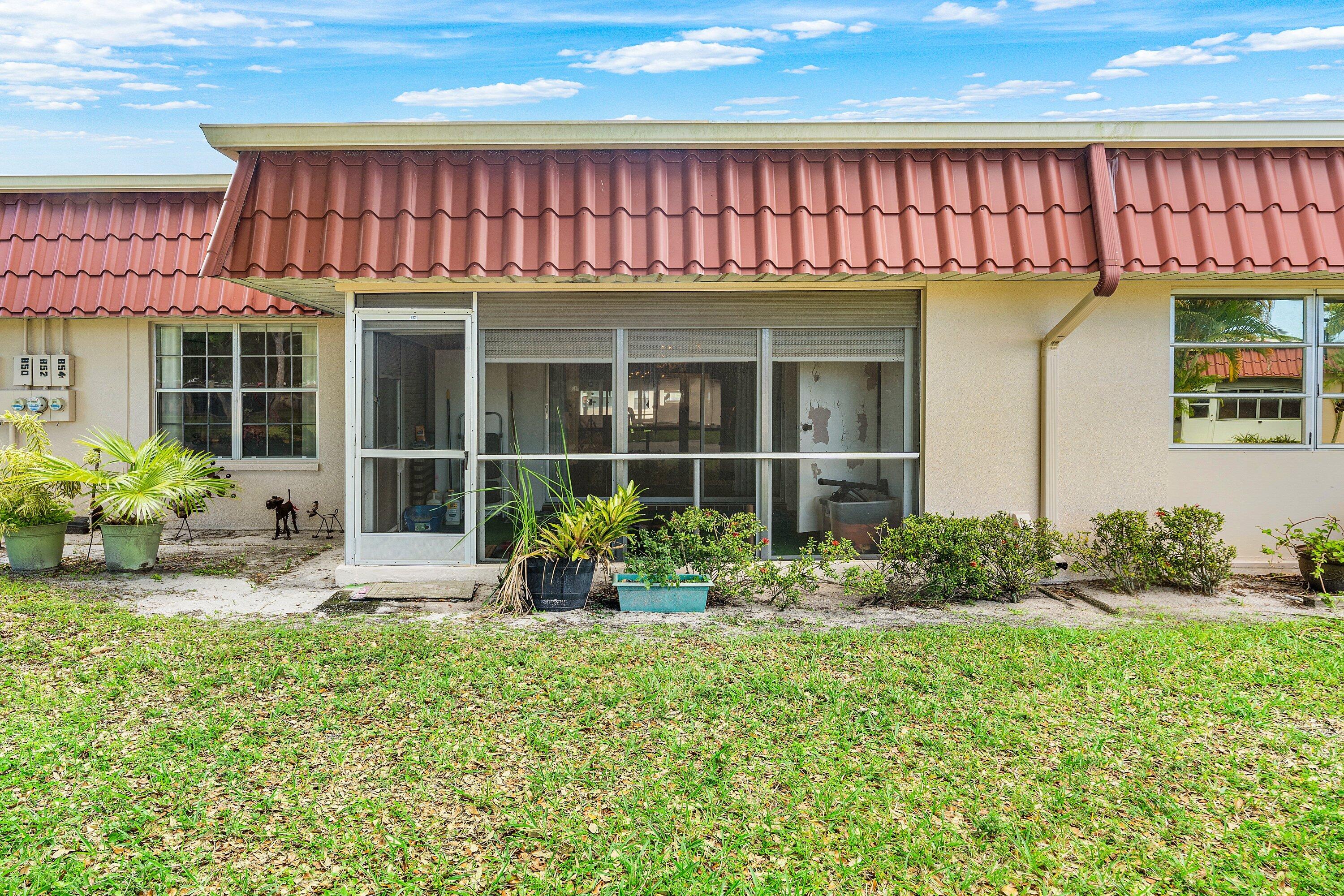 COVERED BRIDGE CONDO - Residential