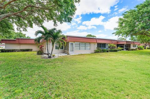 Tiny photo for 852 Salem Lane, Lake Worth, FL 33467 (MLS # B26017129)