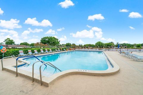 Tiny photo for 852 Salem Lane, Lake Worth, FL 33467 (MLS # B26017129)