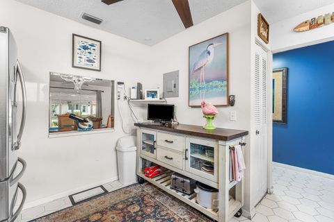 Tiny photo for 852 Salem Lane, Lake Worth, FL 33467 (MLS # B26017129)