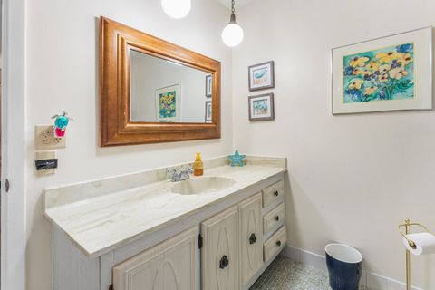 Tiny photo for 852 Salem Lane, Lake Worth, FL 33467 (MLS # B26017129)