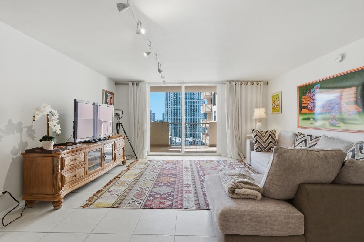 1865 S OCEAN Drive 16H