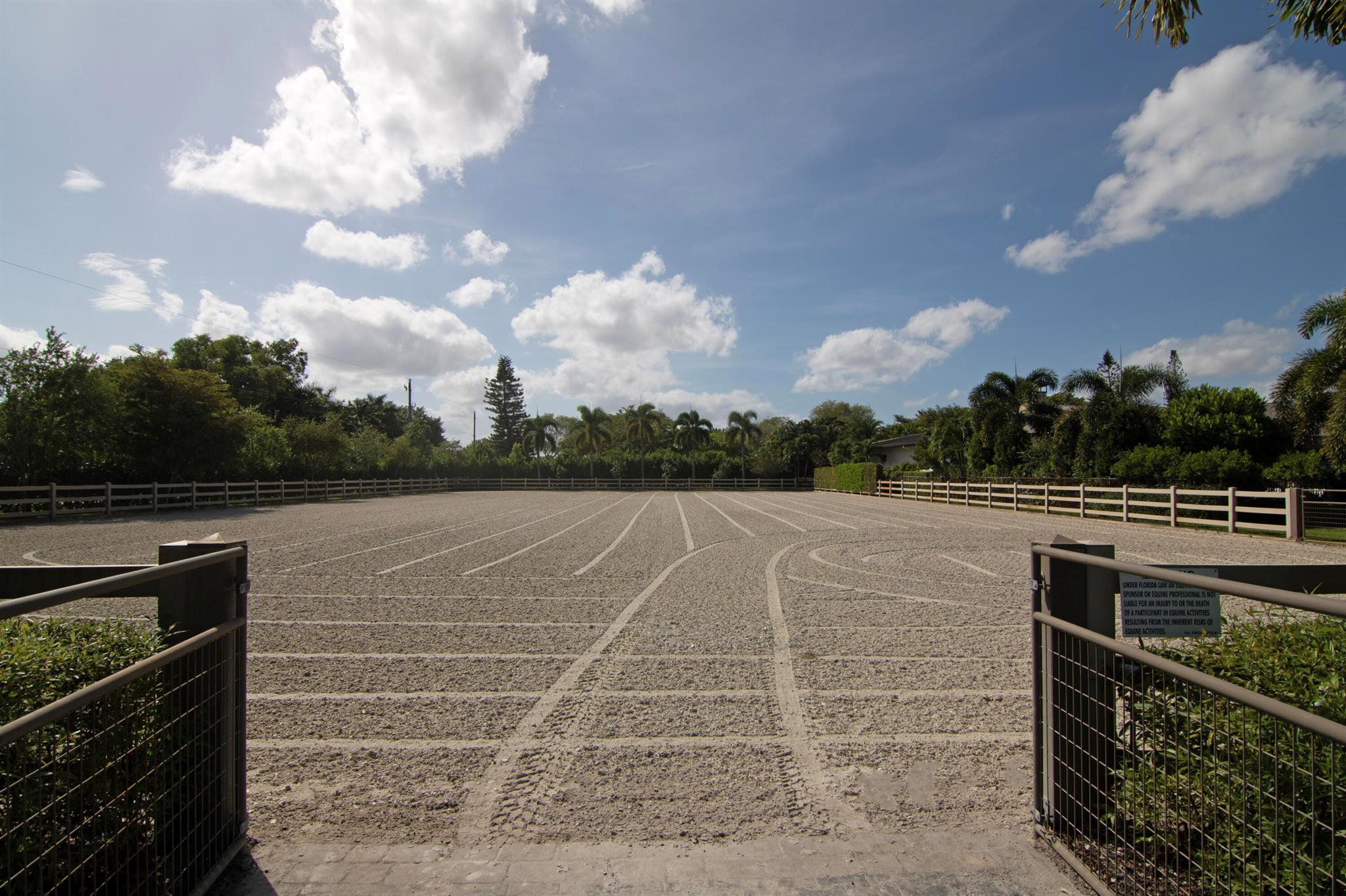 SADDLE TRAIL PARK OF WELL - Residential Lease