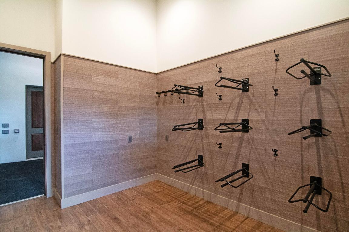 SADDLE TRAIL PARK OF WELLINGTON - Land