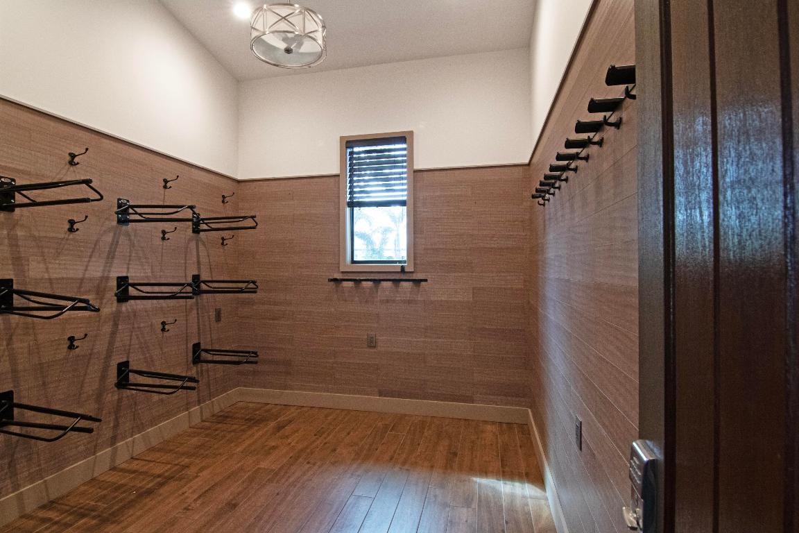 SADDLE TRAIL PARK OF WELLINGTON - Land