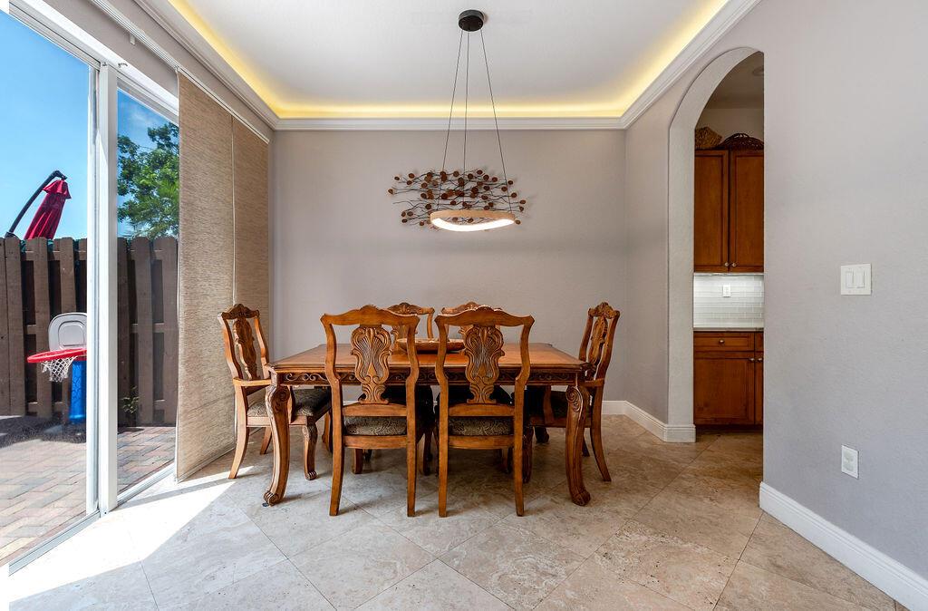HILLSBORO ASSOCIATES PLAT - Residential