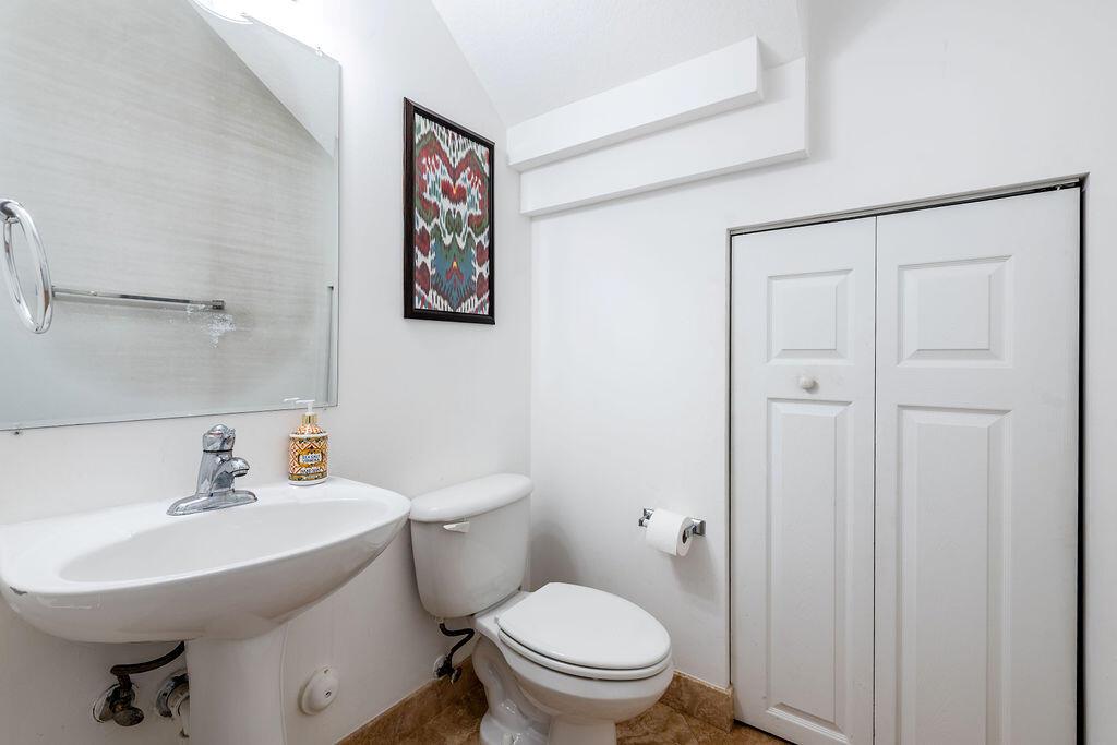 HILLSBORO ASSOCIATES PLAT - Residential