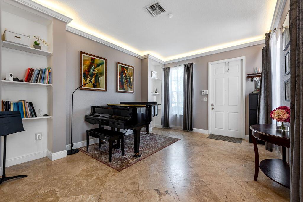 HILLSBORO ASSOCIATES PLAT - Residential