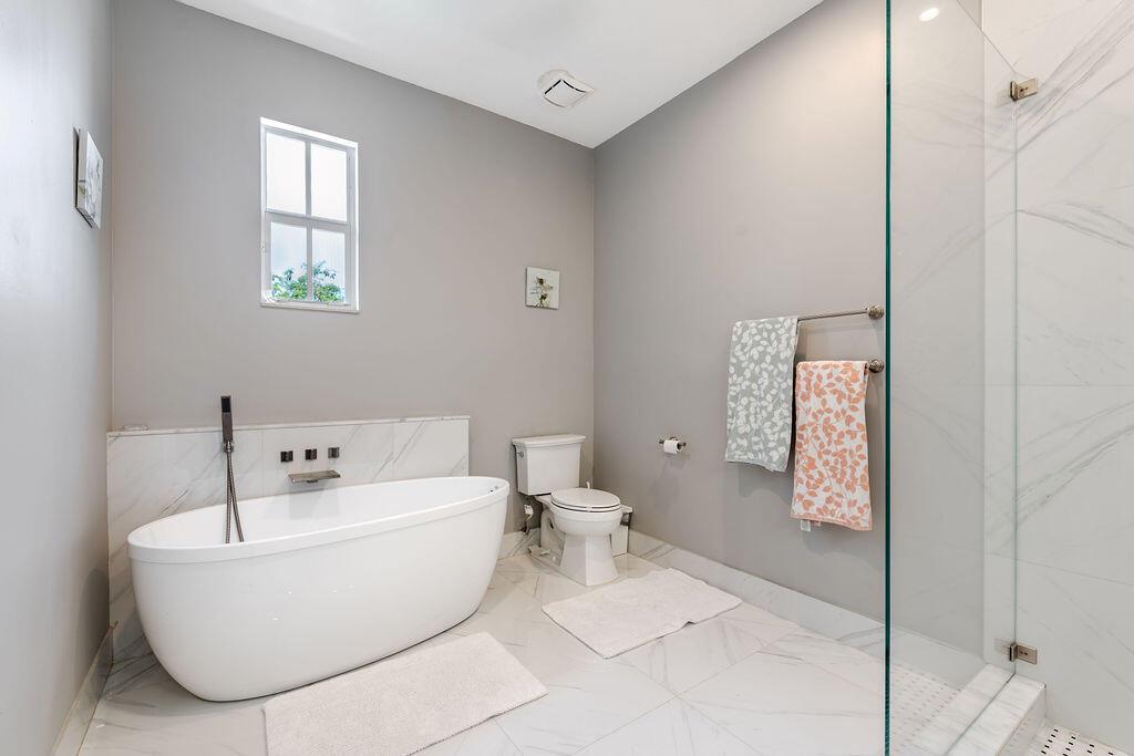 HILLSBORO ASSOCIATES PLAT - Residential