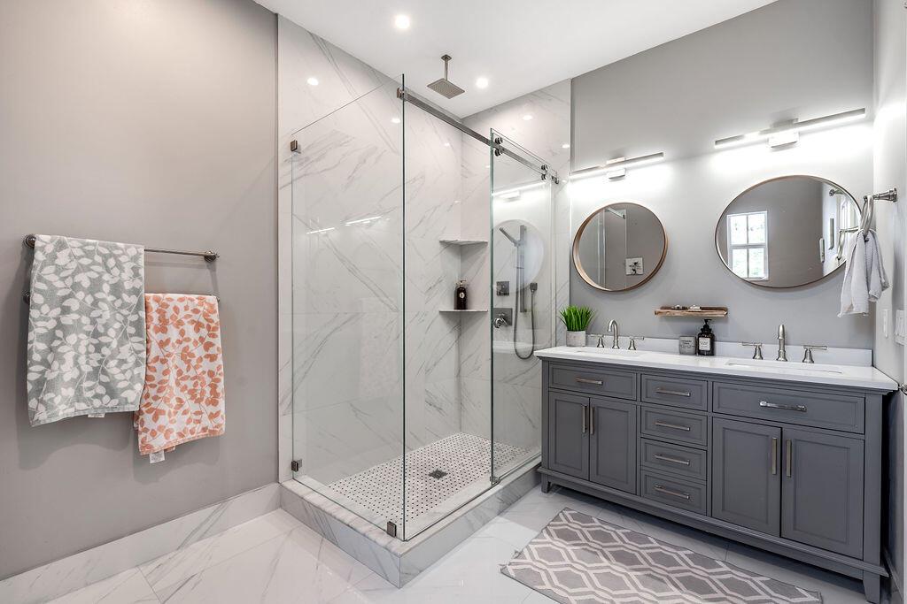 HILLSBORO ASSOCIATES PLAT - Residential