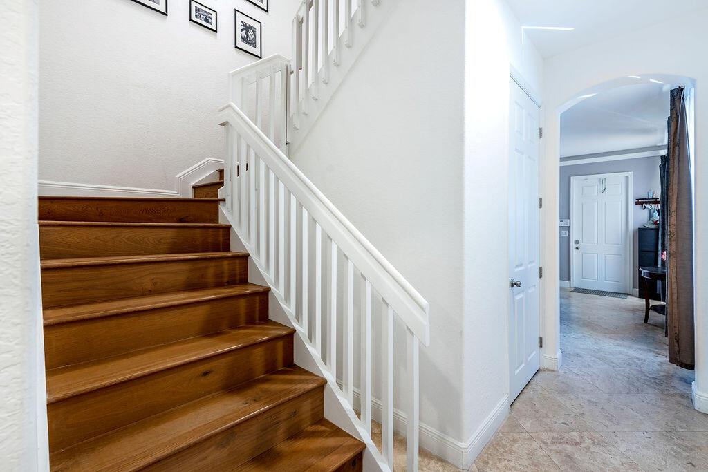 HILLSBORO ASSOCIATES PLAT - Residential