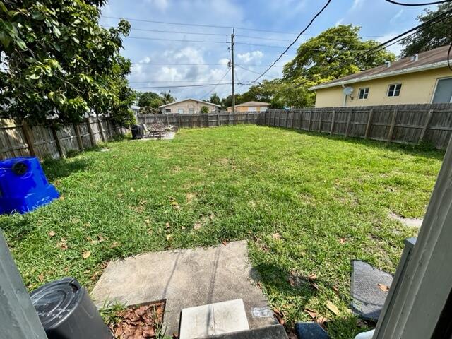 HOLLYWOOD PARK - Residential