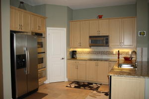 RIVER PLACE ON THE ST LUCIE NO 6 - Residential