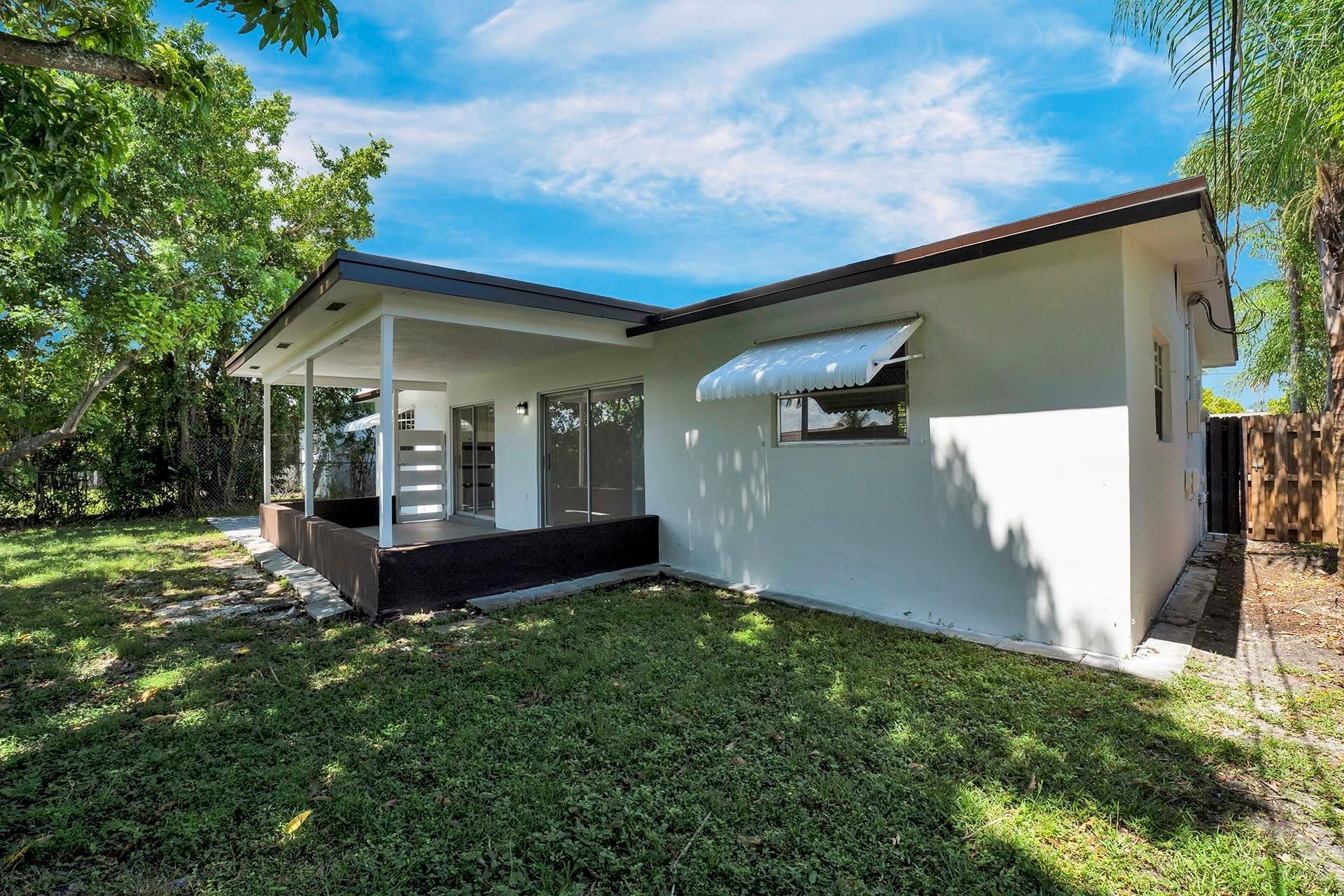 Sunrise Golf Village Sec - Residential Lease