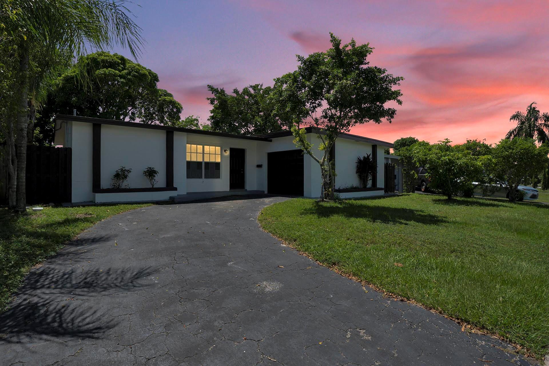Sunrise Golf Village Sec - Residential Lease