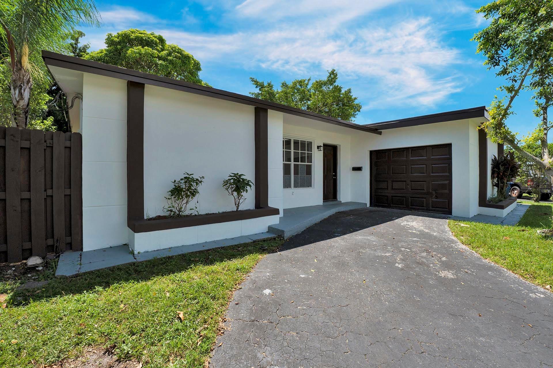 Sunrise Golf Village Sec - Residential Lease
