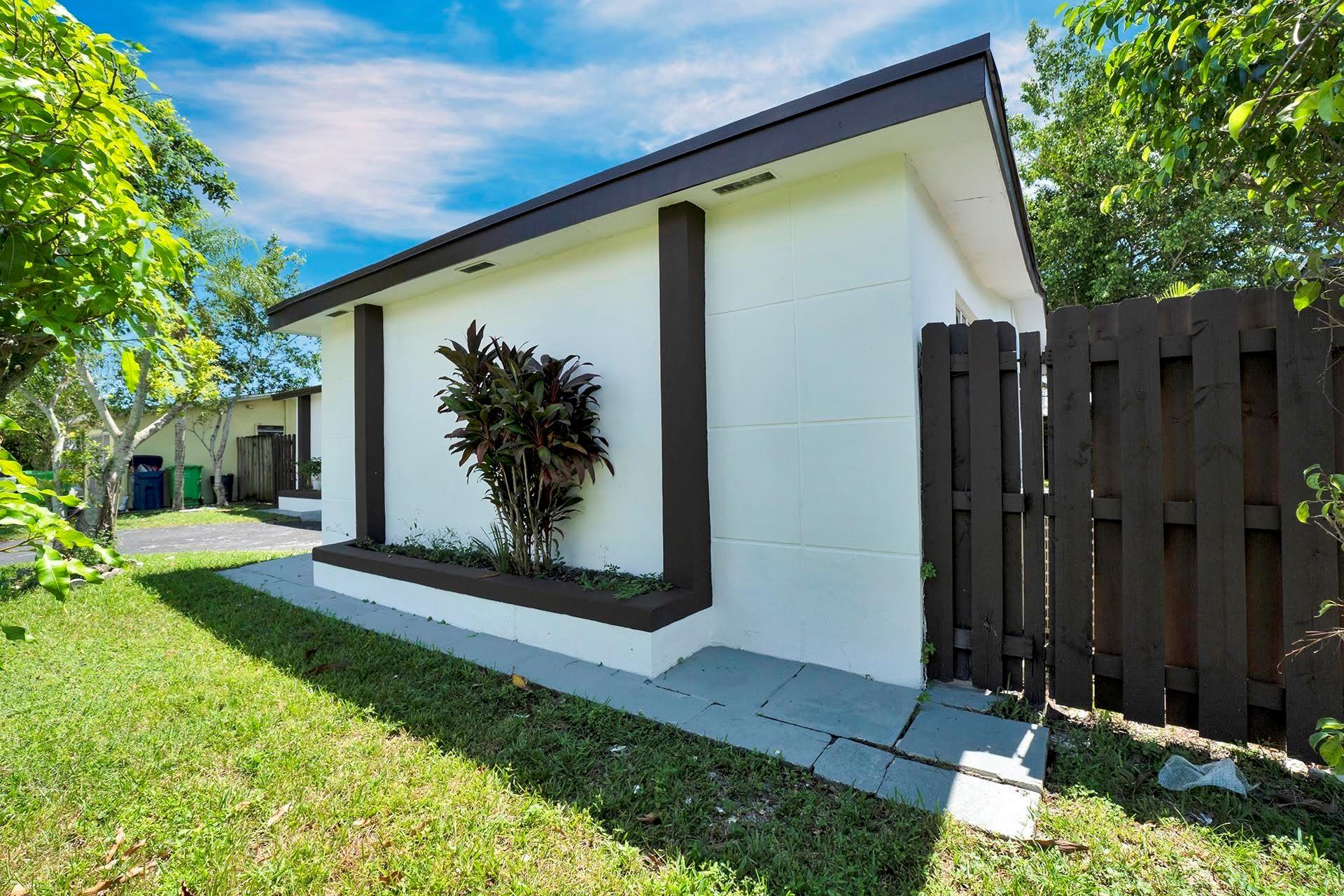 Sunrise Golf Village Sec - Residential Lease