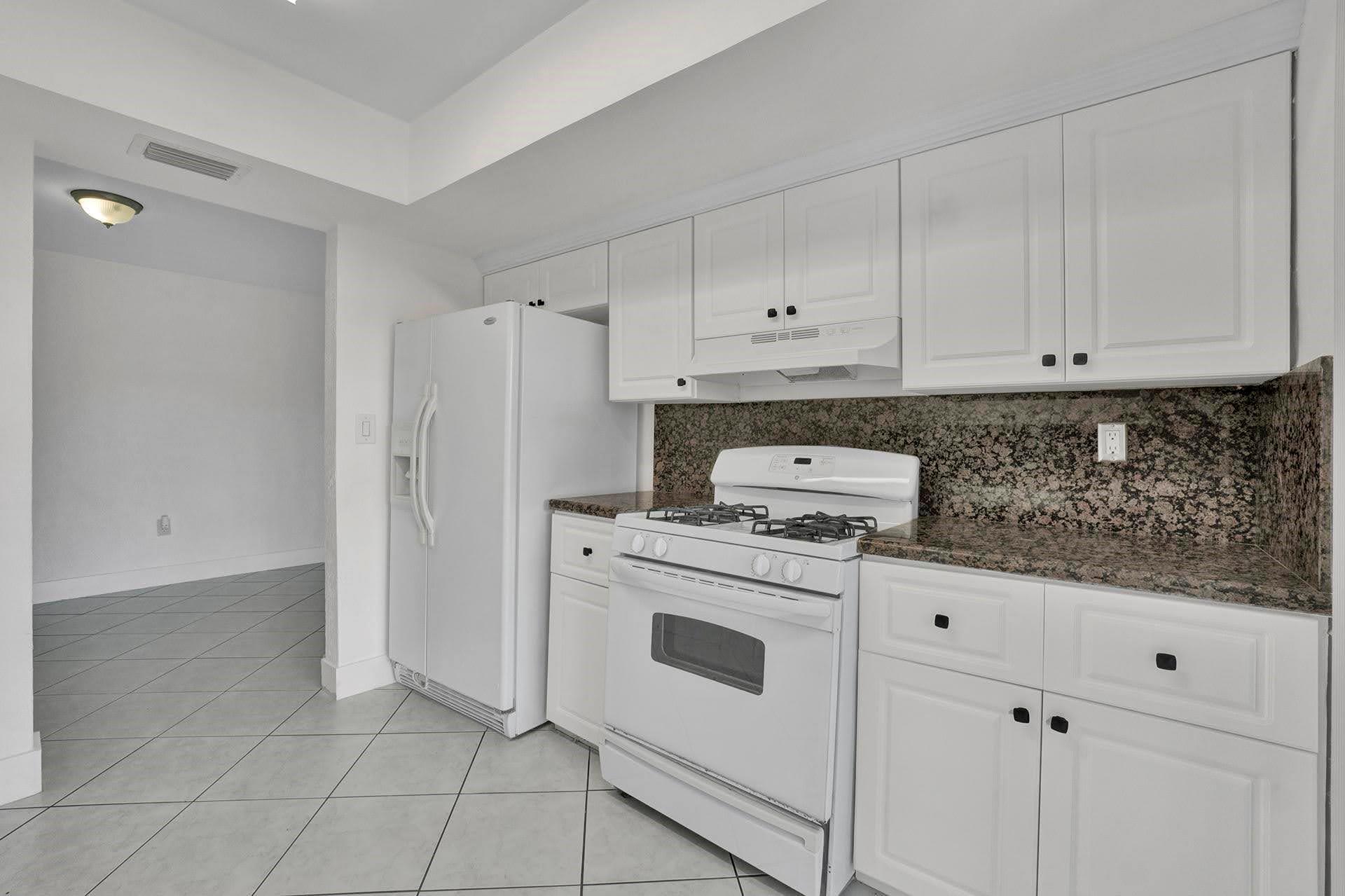 Sunrise Golf Village Sec - Residential Lease