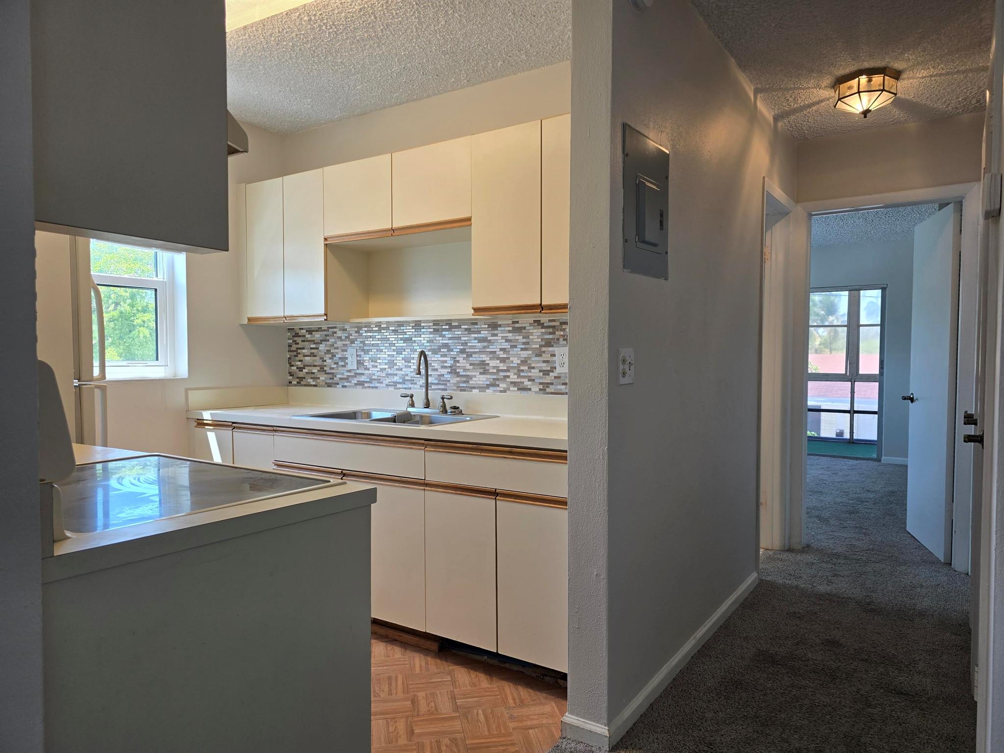 3915 S Flagler Drive 221