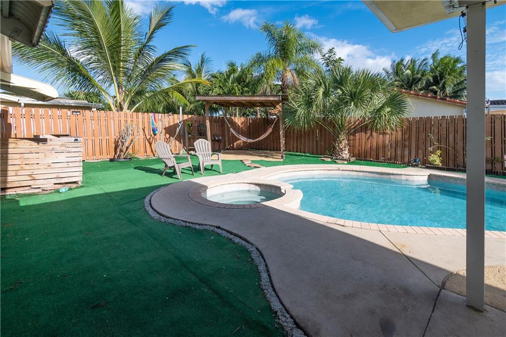 Palm-Aire Village 2nd Sec - Residential
