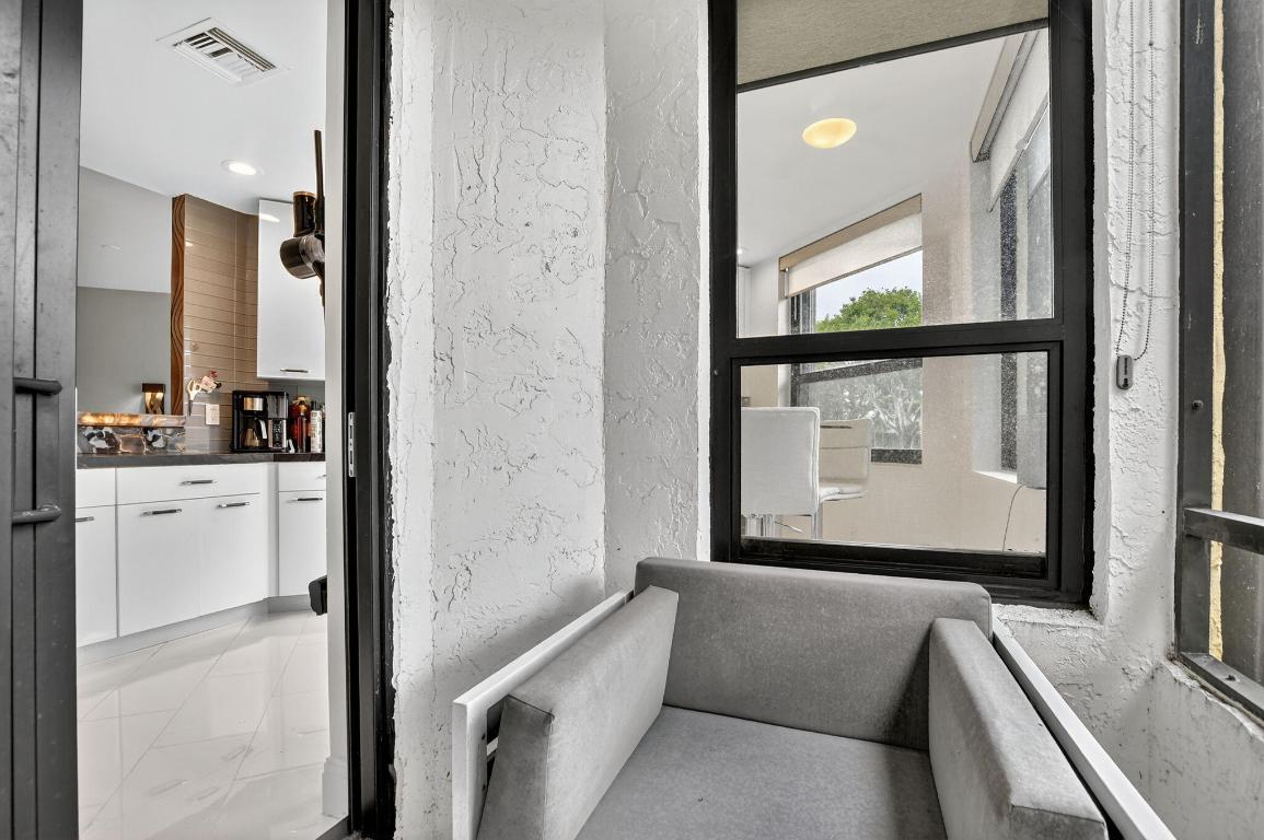 LA PAZ AT BOCA POINTE - Residential