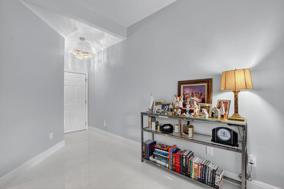 LA PAZ AT BOCA POINTE - Residential