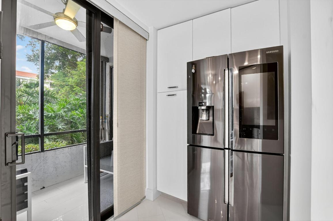 LA PAZ AT BOCA POINTE - Residential