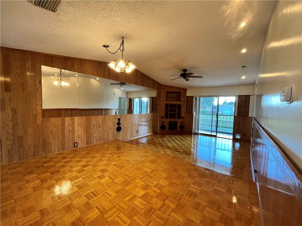 Boca Cove - Residential