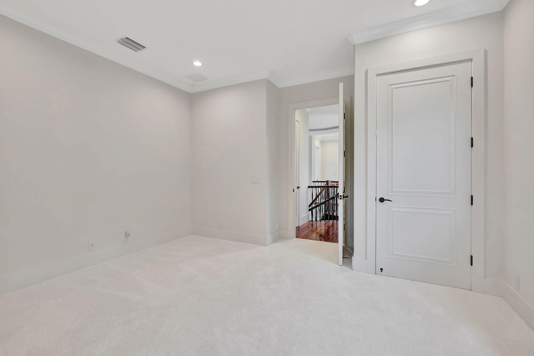 DELRAY OCEAN ESTATES - Residential