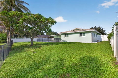 Tiny photo for 3731 NW 99th Avenue, Coral Springs, FL 33065 (MLS # B26071651)