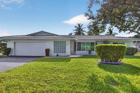 Tiny photo for 3731 NW 99th Avenue, Coral Springs, FL 33065 (MLS # B26071651)