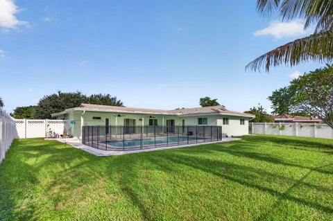 Tiny photo for 3731 NW 99th Avenue, Coral Springs, FL 33065 (MLS # B26071651)