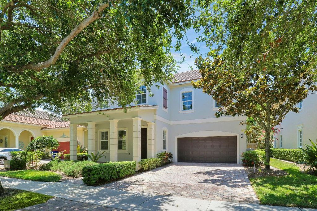 Photo of 112 Dunmore Drive, Jupiter, FL 33458 (MLS # R10992153)