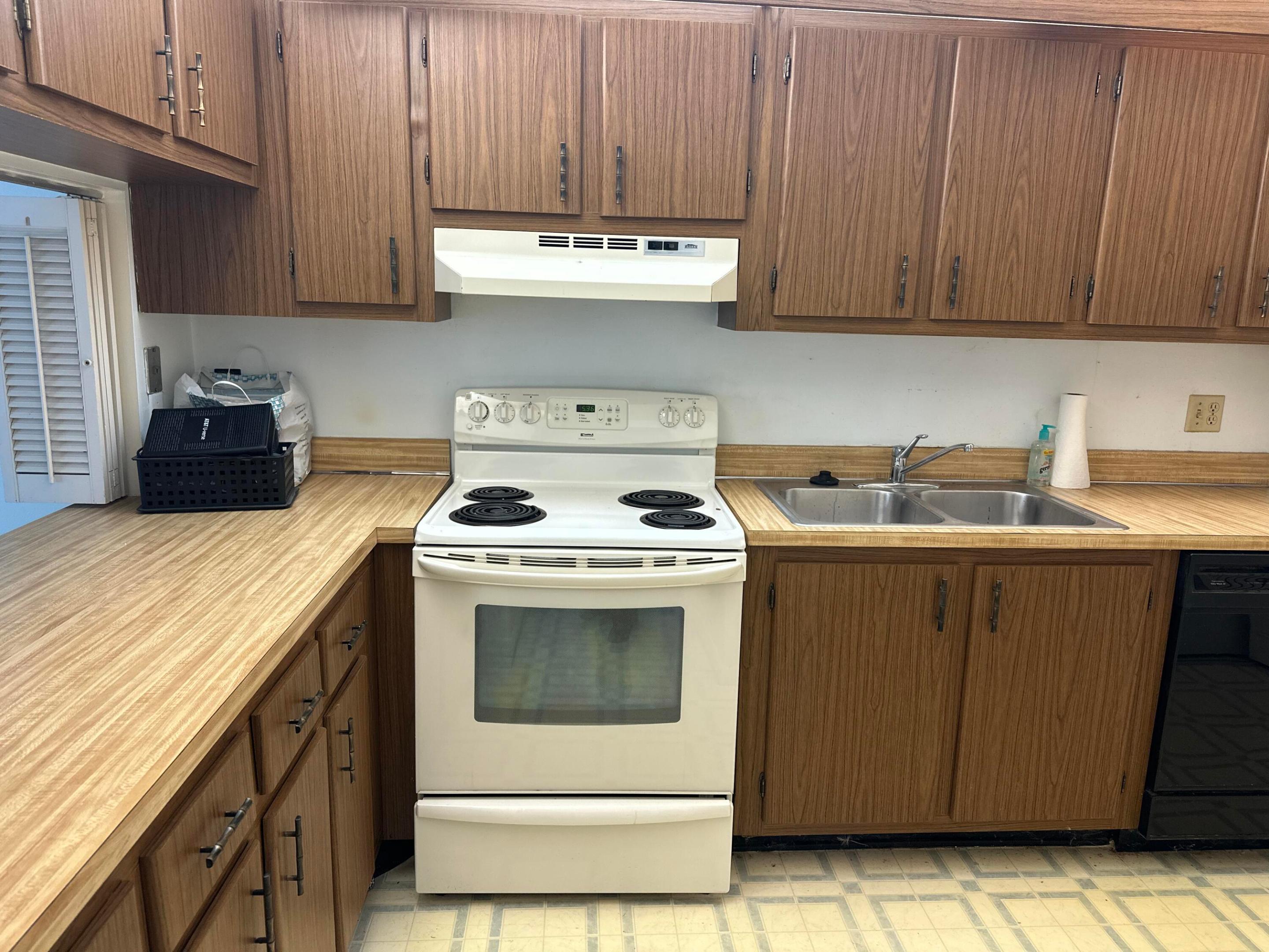 COUNTRYSIDE - Residential