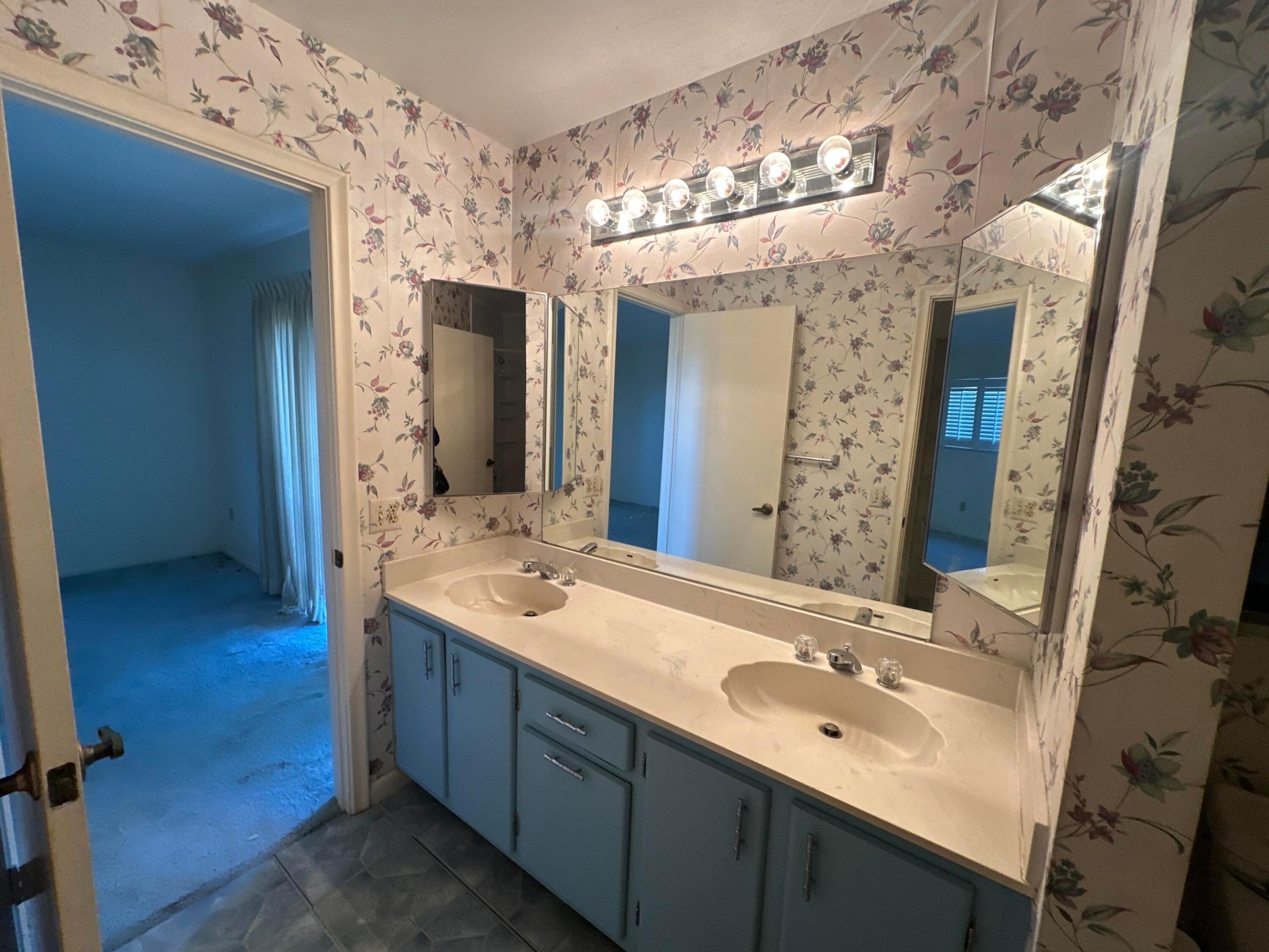 COUNTRYSIDE - Residential