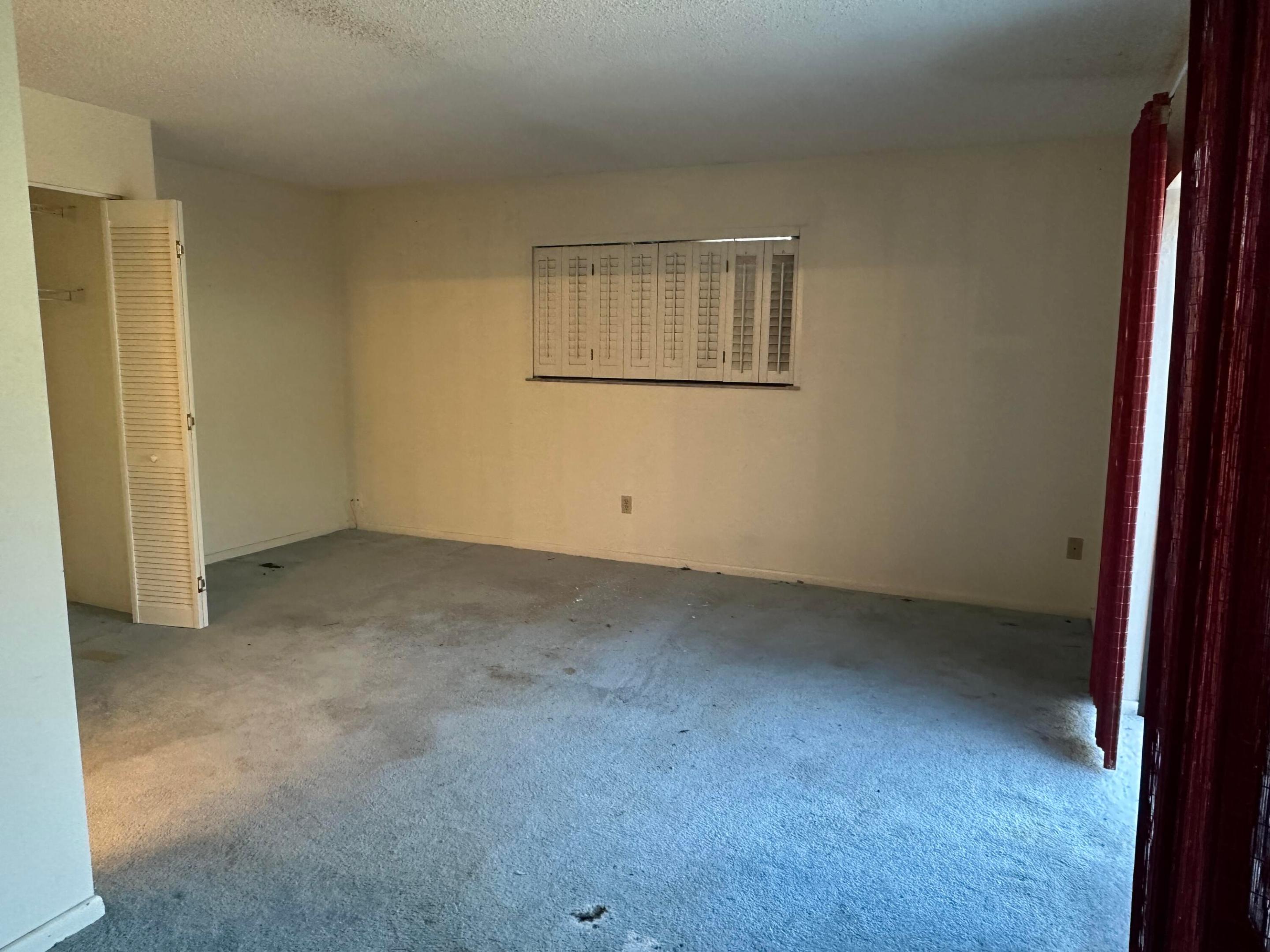 COUNTRYSIDE - Residential