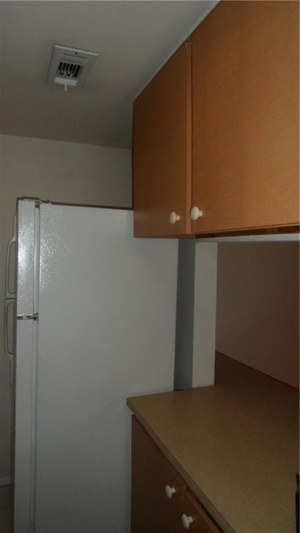 Sun Pointe Spgs Condo - Residential Lease