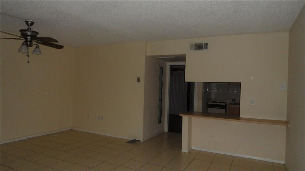 Sun Pointe Spgs Condo - Residential Lease