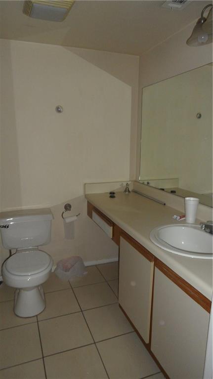 Sun Pointe Spgs Condo - Residential Lease