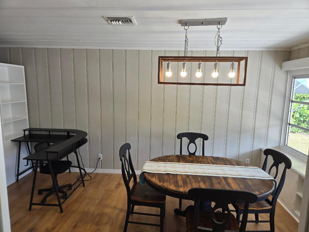 NORTH LAKE WORTH - Residential Lease