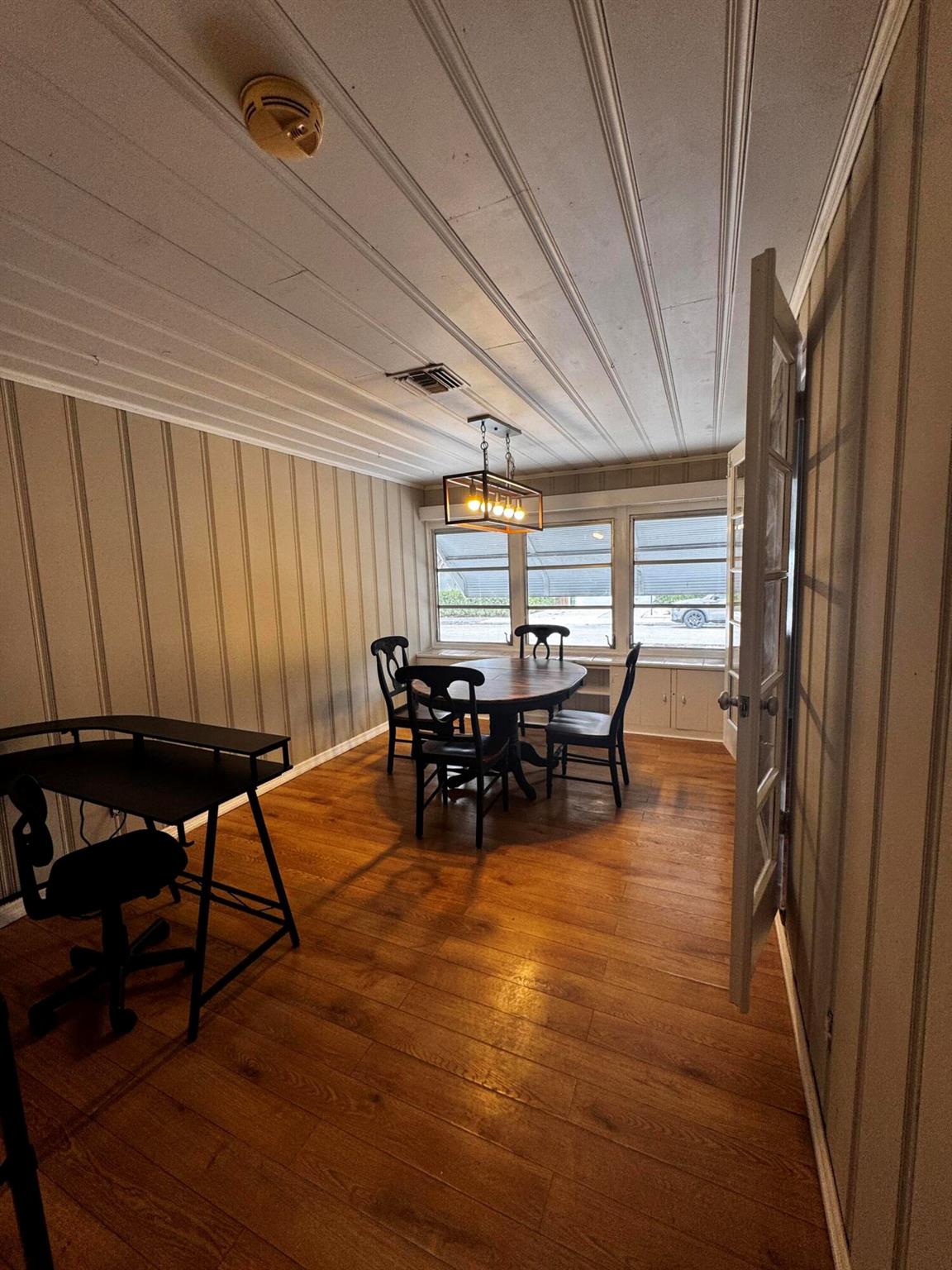 NORTH LAKE WORTH - Residential Lease