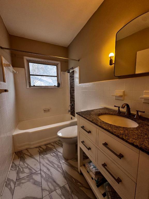 NORTH LAKE WORTH - Residential Lease