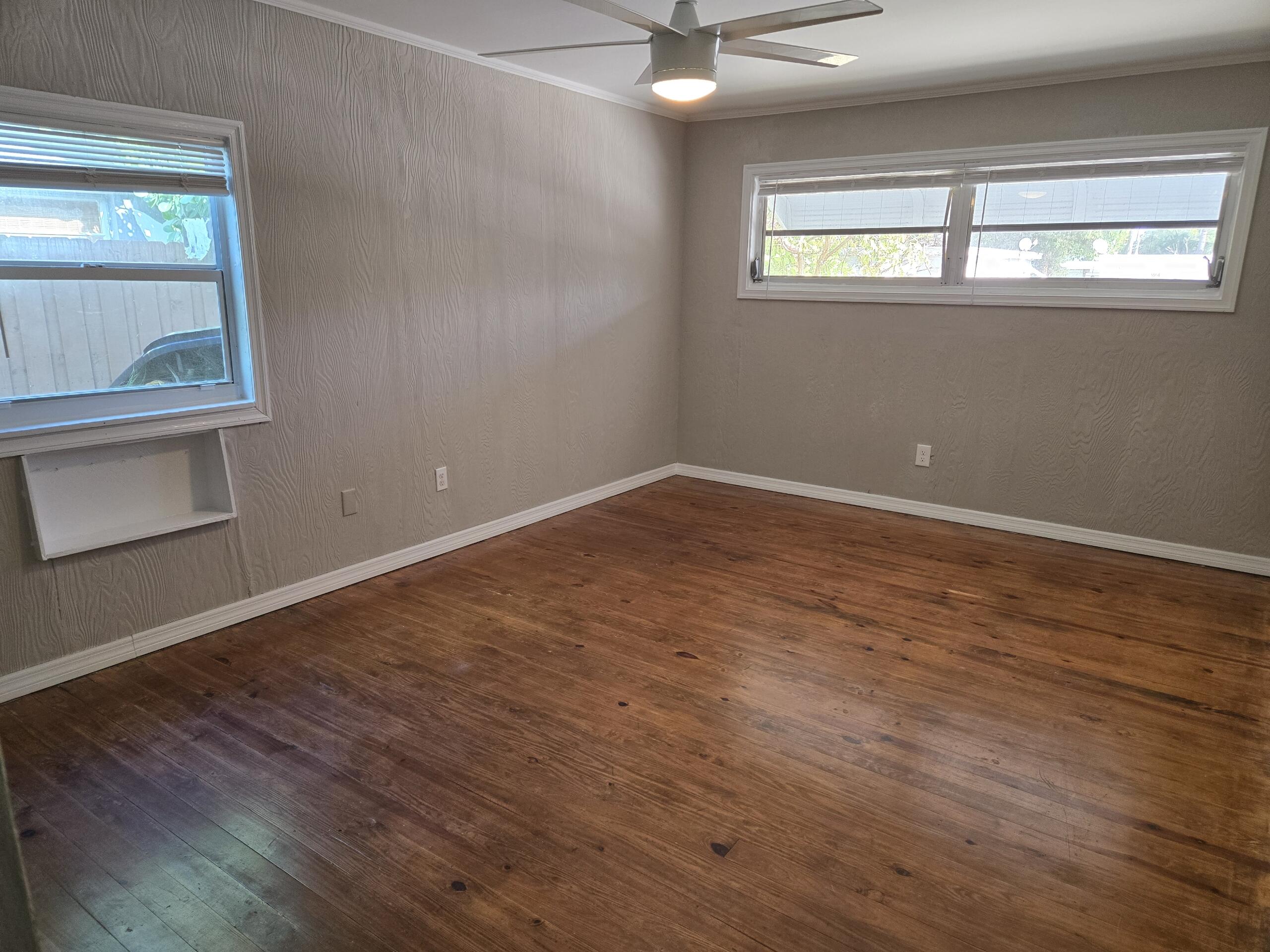 NORTH LAKE WORTH - Residential Lease