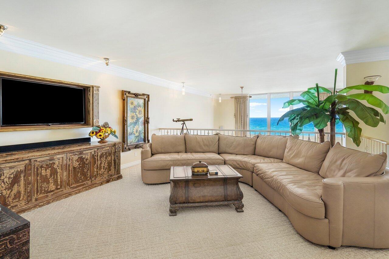 BRIGHTON - Residential