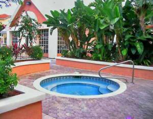 BAHIA AT DELRAY CONDO - Residential